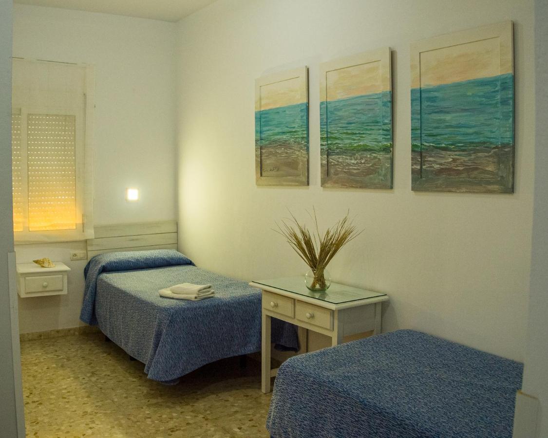 Hostal Patio Andaluz Punta Umbría Екстериор снимка