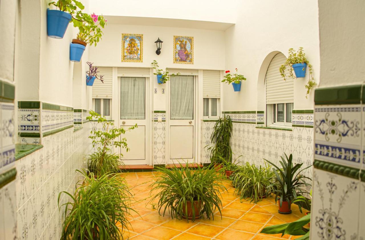 Hostal Patio Andaluz Punta Umbría Екстериор снимка